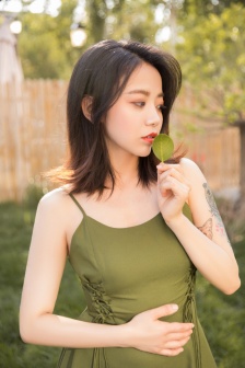 美国轮理片美丽小樱桃