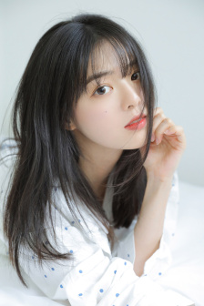 清冷美人的教官日常